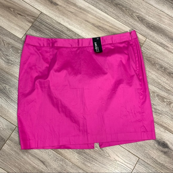 COPY - NWT Lane Bryant plus size fushia magenta stretchy pencil skirt Size 26 - Picture 2 of 12